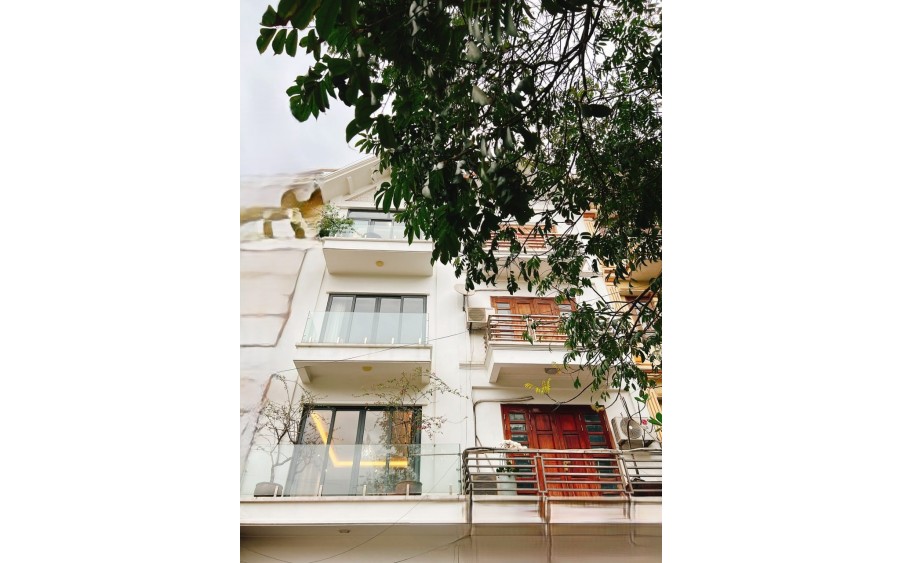 Cho thuê MBKD mặt phố Nguyễn Văn Lộc, DT 68m, 5tầng - Mt 4.5m - Giá 50 Triệu (ctl)